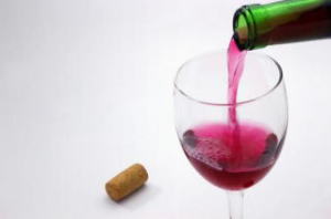 認知症を予防する赤ワインの写真